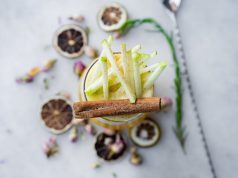 Doğallık ve Zarafetin Buluştuğu Detaylar: Cam Mumluk ve Bambu Organizer erkugo5